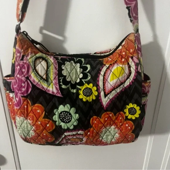 Vera Bradley Floral Patterned Women's Bag - Picture 1 of 9